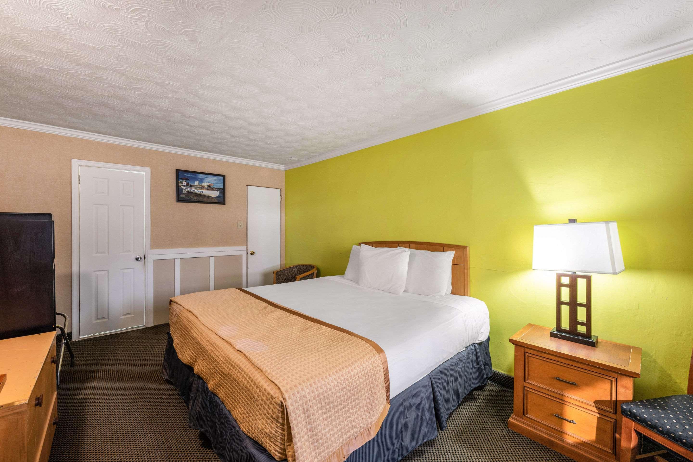 Premier Atlantic Inn