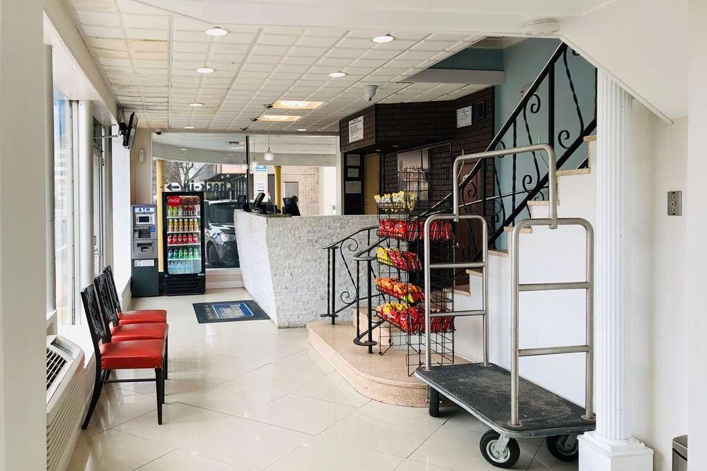 Inn Premier Atlantic 2*